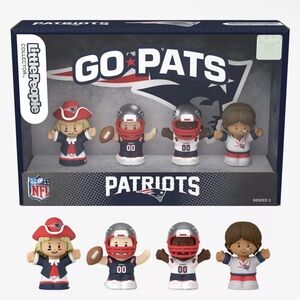 Fisher-Price Little People Collector NFL New England PATRIOTS Series 1 - SEALED